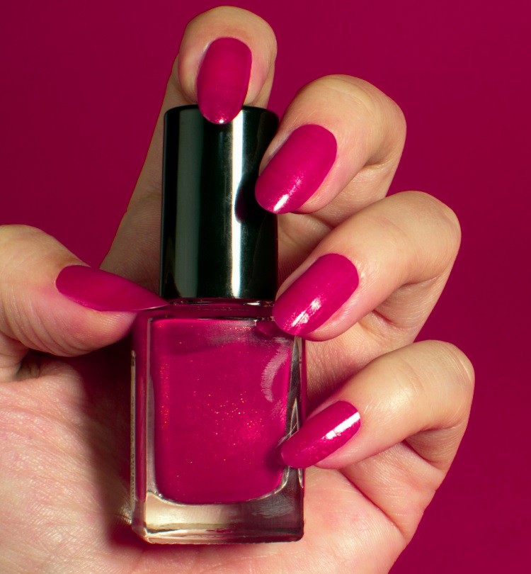 A Complete Guide To Different Types Of Nail Polish
